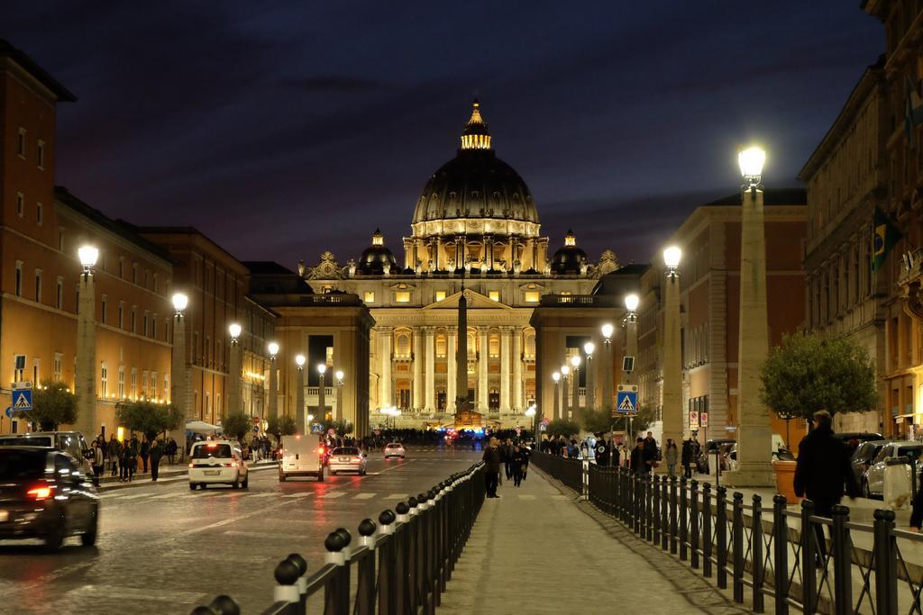 Borgo Pio Holiday Rome Exterior photo